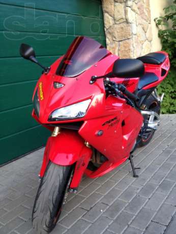 Продам мотоцикл Honda CBR600RR 2005 в Москве - изображение 6