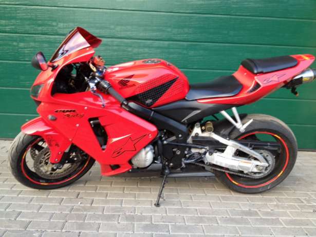 Продам мотоцикл Honda CBR600RR 2005 в Москве - изображение 7